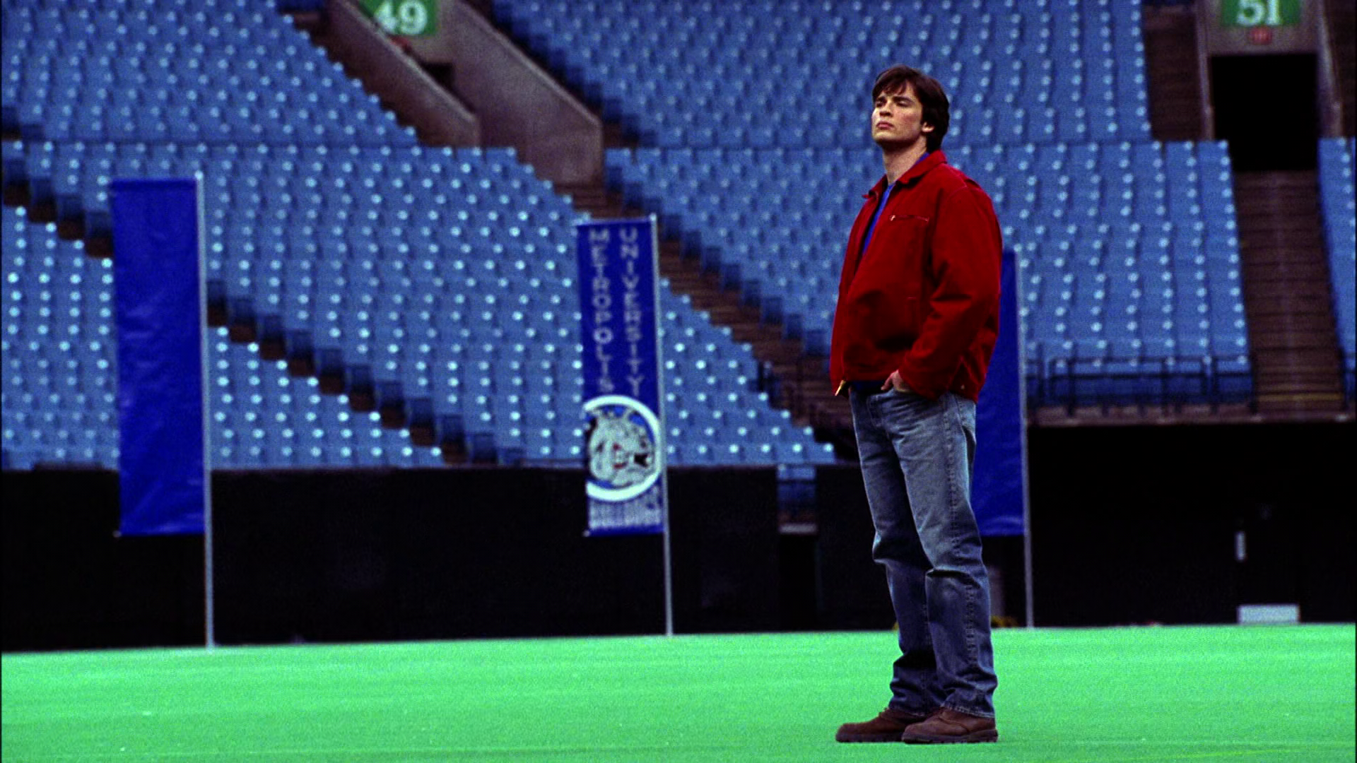 Smallville S4: E13 – Recruit